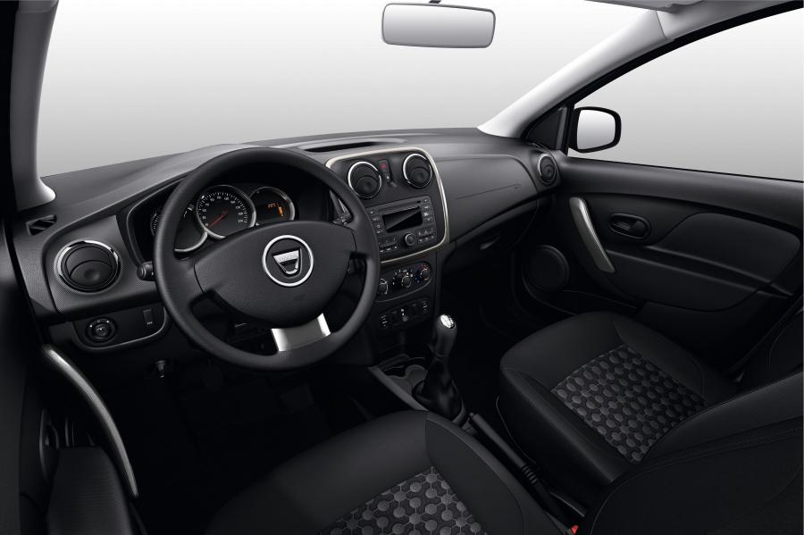  Dacia Logan 2013 года  (фото 7 из 17)